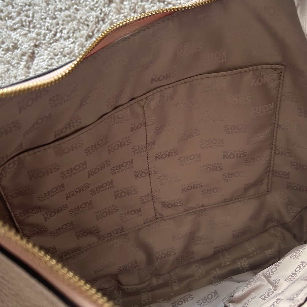 Michael Kors Light Pink Leather Handbag - Picture 7 of 8